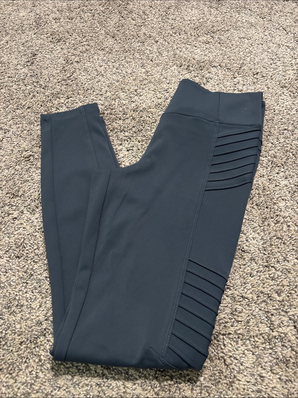 Athleta Delancey Moto tight size small